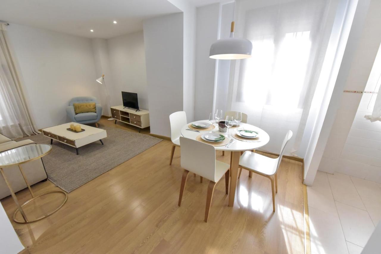 New! Retro Apartment In Central Neighbourhood Seville Luaran gambar