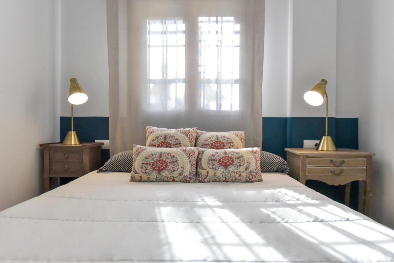New! Retro Apartment In Central Neighbourhood Seville Luaran gambar